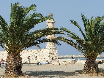 Alter Leuchtturm im Hafen von Rethymon