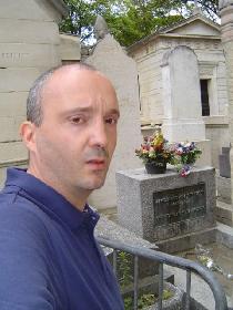 Paris-Grab v. Jim Morrison