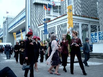 Hilfe! die Invasion der Hutmonster