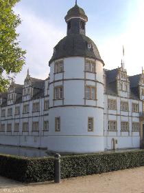 Schlo Neuhaus (1)