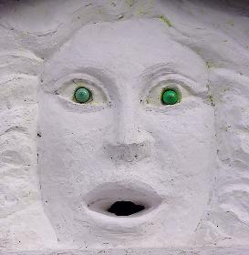 Er bewacht einen Fresstempel in Side