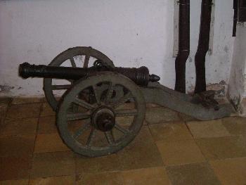 Ein gr��eres Kanonenmodell ...