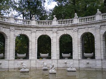 Volkspark F`hain_M�rchenbrunnen-2