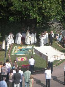 Flight_of_Ikarus: Fronleichnams-Prozession