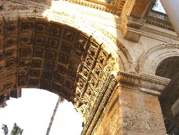 das Hadrianstor in Antalya