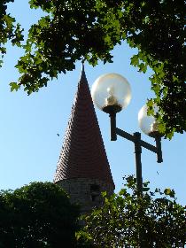 Der Turm der Stadtmauer ...