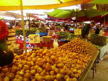 Marktplatz �ckuyular