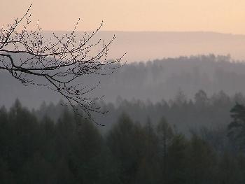 Landschaft vor dem Sonenaufgang