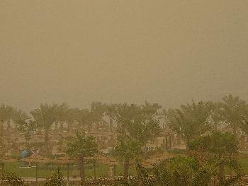 Sandsturm aus Saudi Arabien ...