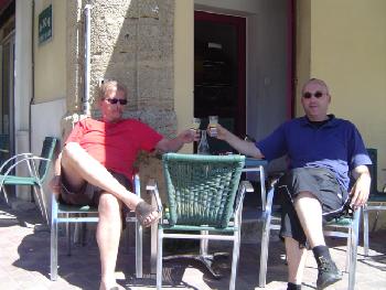 Frankreich-Remoulins.10 Jahre sp�ter immer noch bei der Arbeit