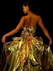Queen in Gold