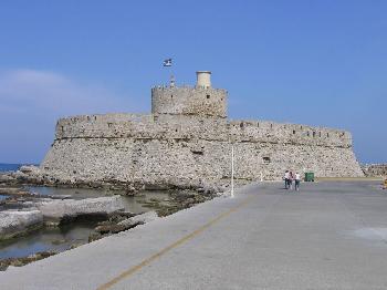 Rhodos - Mandraki - Hafen Festung Agios Nikolaos aus dem 15. Jahrhundert