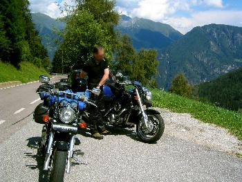 theguenni: Alpenpa Penser Joch ... mit dem Moped auf dem Weg nach Italien
